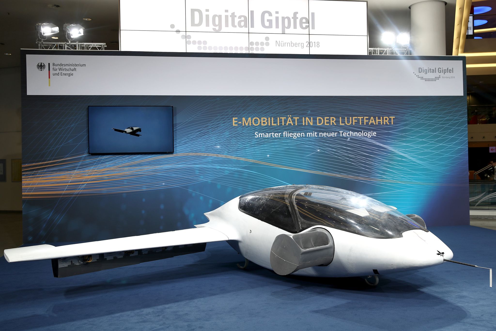 Zeit für Investorensuche läuft bei E-Flugzeugbauer Lilium ab