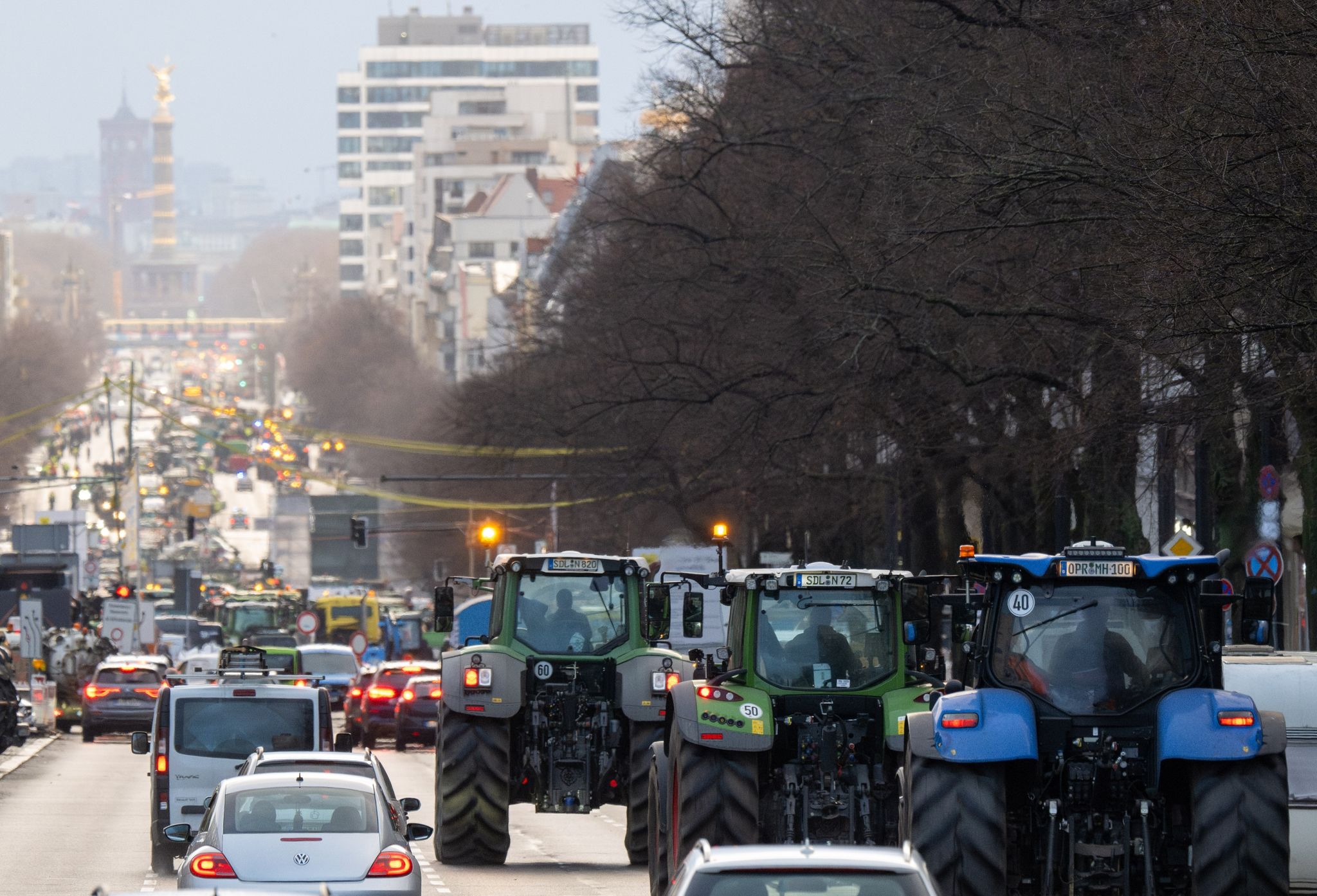 Höhepunkt der Bauernproteste: Großdemonstration in Berlin