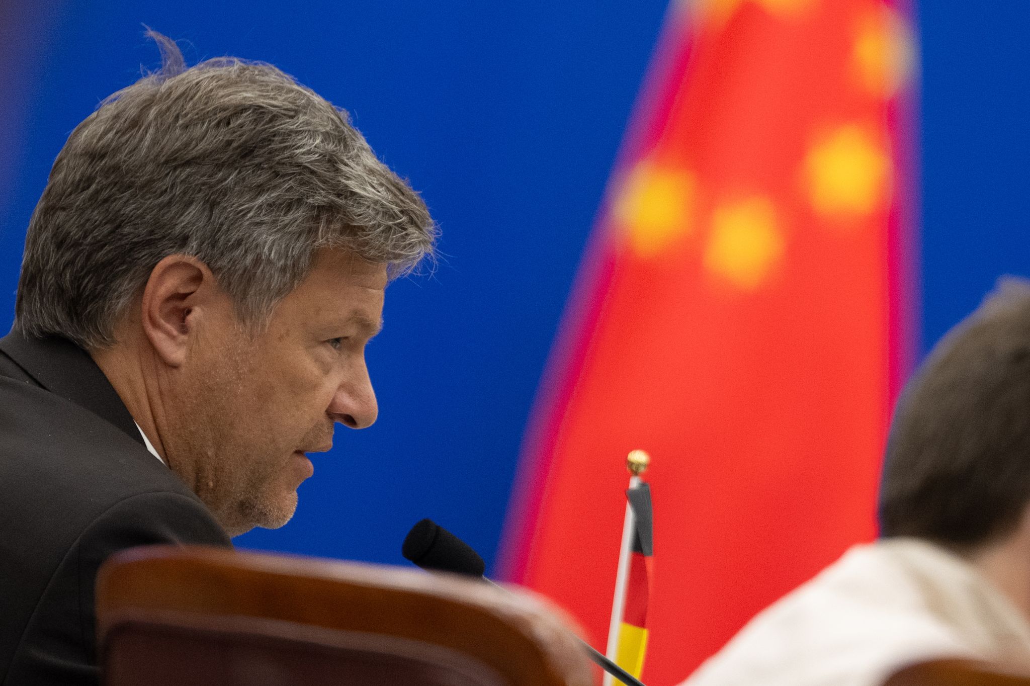 Habeck warnt China vor Konsequenzen von Russland-Kurs
