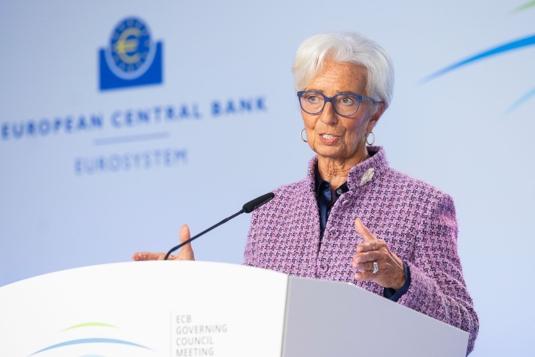 EZB-Präsidentin Lagarde warnt vor Konjunkturschwäche